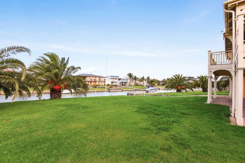 34 Janz Avenue - Hotel Accommodation 8