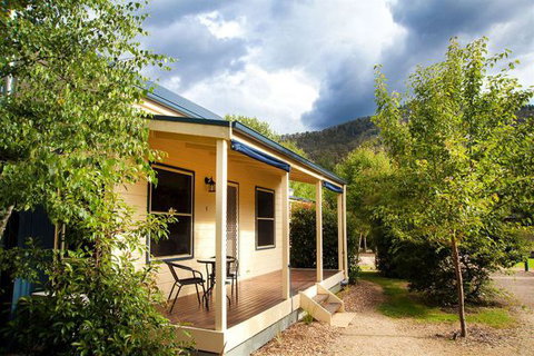 Alpine Valley Cottages - Hotel Accommodation 0