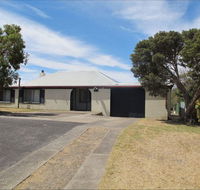 Carthew Street Holiday Home - Hotel Accommodation