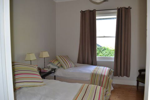 Clifden Cottage - Hotel Accommodation 5