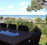 Under The Gum - Hotel Accommodation