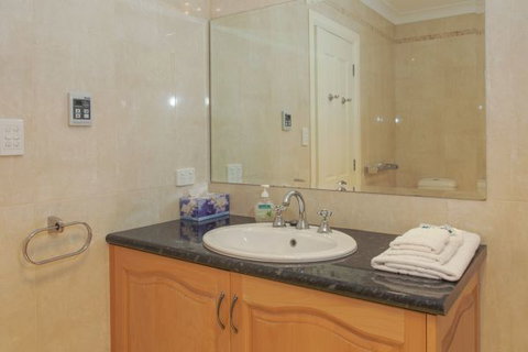 Monterey Waters 27B - Hotel Accommodation 9