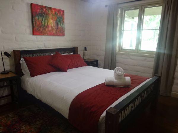 Lorn NSW Hotel Accommodation