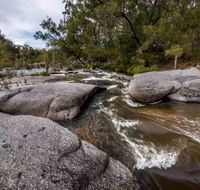 Wallaroo Rock Camp at Wallaroo Conservation Park - Hotel Accommodation