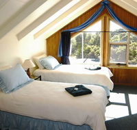 Arties Cottage Accommodation - Hotel Accommodation