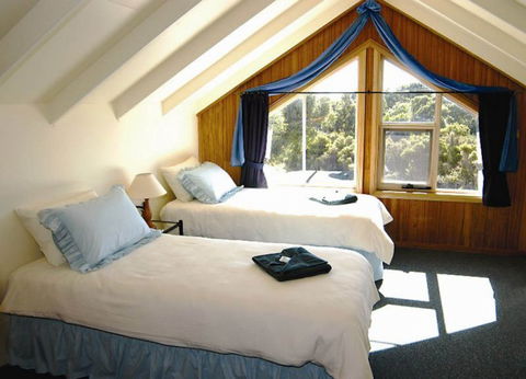 Arties Cottage Accommodation - Hotel Accommodation 0