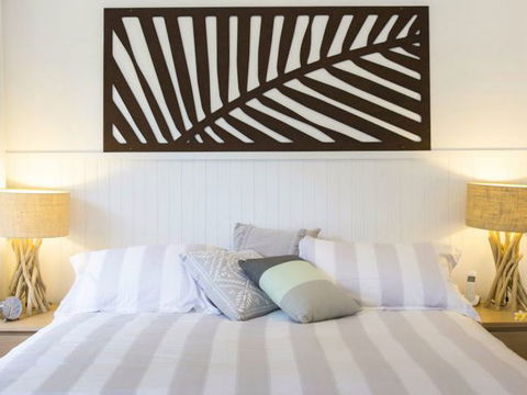 Admiralty Apartments - Hotel Accommodation 3