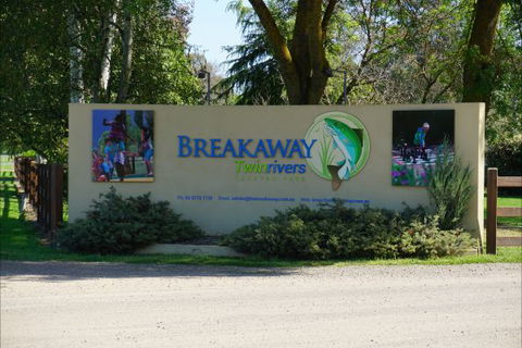 Breakaway Twin Rivers Caravan Park - Hotel Accommodation 9