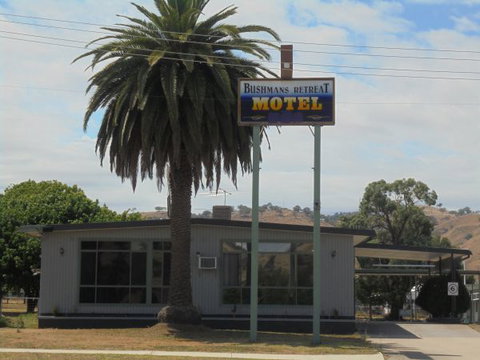 Bushmans Retreat Motel - Hotel Accommodation 0