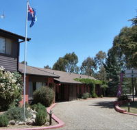 Cottonwood Lodge Motel - Hotel Accommodation