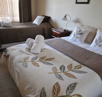 Cole House Apartments - Hotel Accommodation