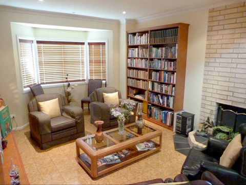 Grovely House Bed And Breakfast - Hotel Accommodation 2