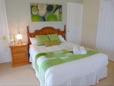 Grovely House Bed And Breakfast - Hotel Accommodation 4