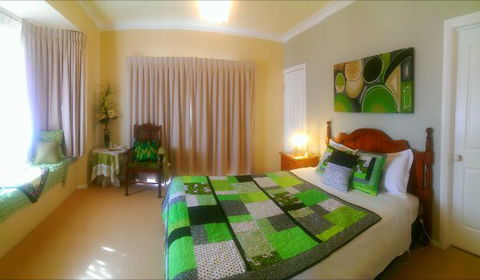 Grovely House Bed And Breakfast - Hotel Accommodation 6