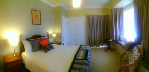 Grovely House Bed And Breakfast - Hotel Accommodation 8