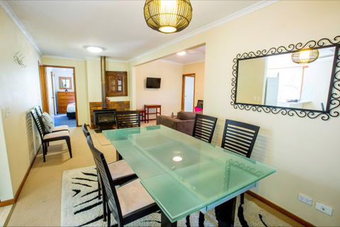 Granite Belt Brewery Retreat - Hotel Accommodation 3
