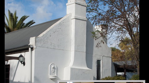 3 Divas Accommodation - THE MOSCATO COTTAGE - Hotel Accommodation 0