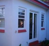 Deco Garden Cottage - Hotel Accommodation