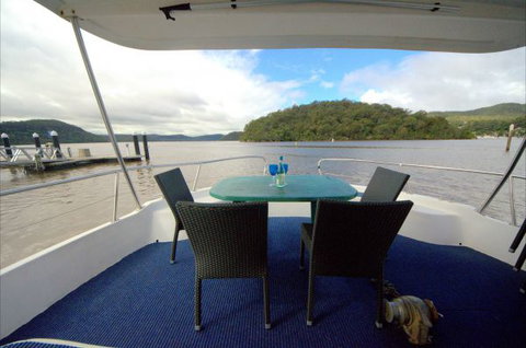 Luxury Afloat Hawkesbury River And Brooklyn - Hotel Accommodation 1