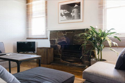 Mount Ophir Estate - The Gatehouse - Hotel Accommodation 0