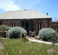 Olive Grove Retreat - Hotel Accommodation