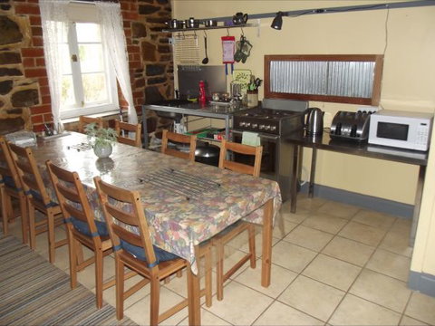 Olive Grove Retreat - Hotel Accommodation 1