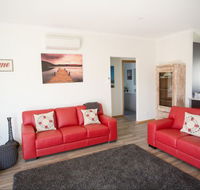 RED FIN part of BLUE FIN HOLIDAY HOMES - Hotel Accommodation