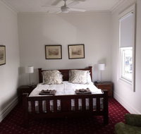 The Corner Hotel Alexandra - Hotel Accommodation
