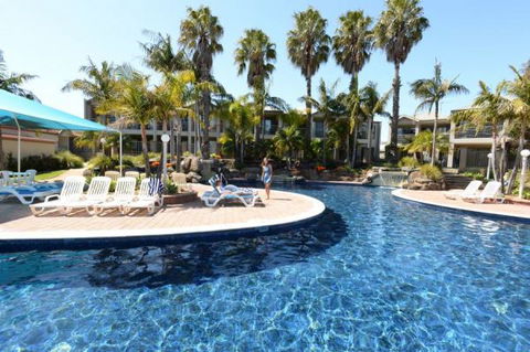 Yarrawonga Waterfront Apartments - Hotel Accommodation 1