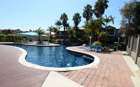 Yarrawonga Waterfront Apartments - Hotel Accommodation 3