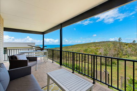 Apricari - Hotel Accommodation 2