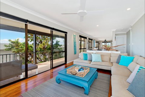 Apricari - Hotel Accommodation 4