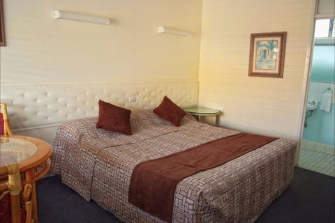 Arkana Motel - Hotel Accommodation 8
