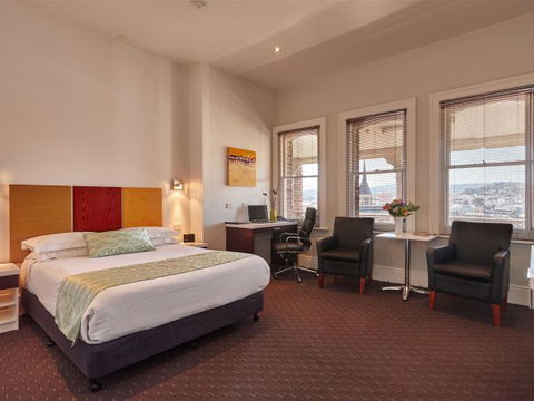 Auldington - Hotel Accommodation 0