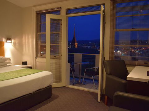 Auldington - Hotel Accommodation 1