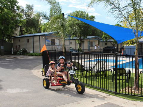 Barwon River Holiday Park - Hotel Accommodation 1