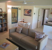 Bangalow Studio Apartment - Hotel Accommodation