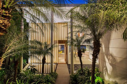 Balmoral Beach View - Hotel Accommodation 8