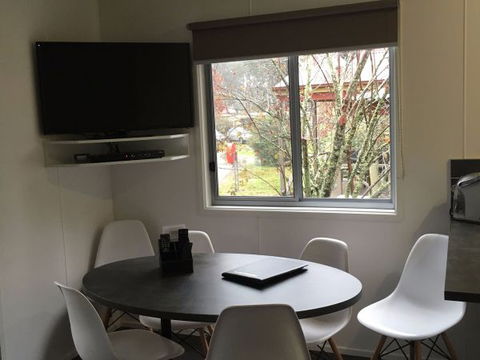 Bright Freeburgh Caravan Park - Hotel Accommodation 5