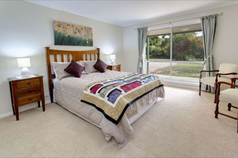 Brookfield Guesthouse - Hotel Accommodation 2