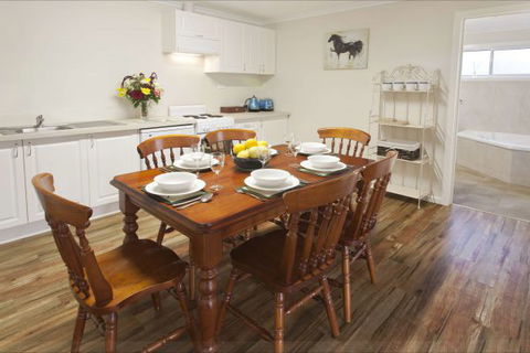 Brookfield Guesthouse - Hotel Accommodation 7