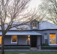 Byng Street Cottage - Hotel Accommodation