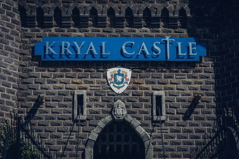 Castle Suites - Kryal Castle - Hotel Accommodation 1