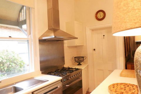 Cadogan Central Luxury - Hotel Accommodation 3