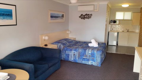 Dolphins Of Mollymook Motel - Hotel Accommodation 1