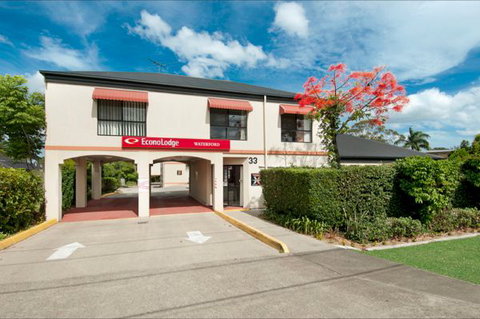 EconoLodge Waterford - Hotel Accommodation 0