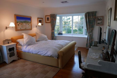 Fernhill Chestnut Farm - Hotel Accommodation 9