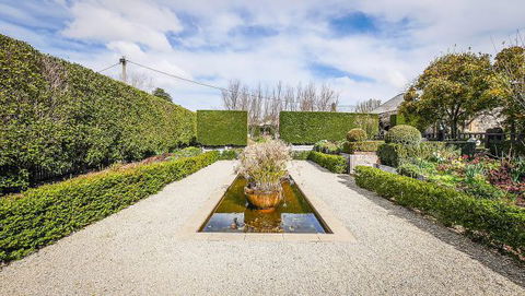 Kyneton Old Rectory - Hotel Accommodation 1