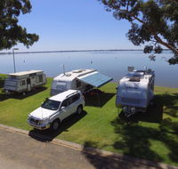 Lake Boga Caravan Park - Hotel Accommodation