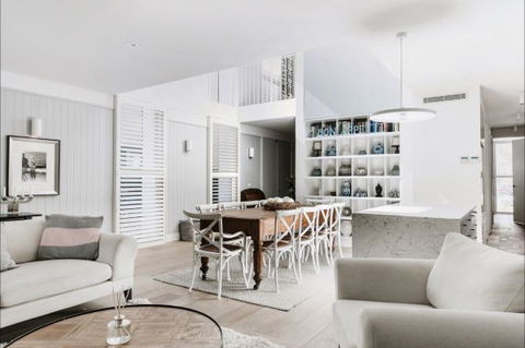 Luxico - Pearce Street - Hotel Accommodation 7